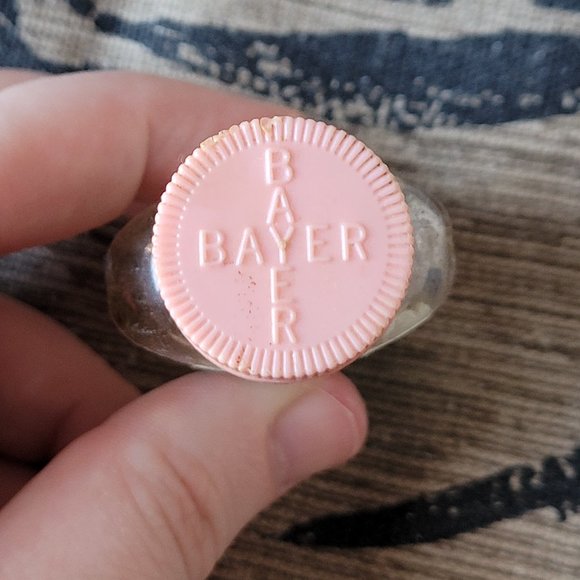 COPY - Vintage Bayer Children's Aspirin Glass Bottle - Picture 6 of 6